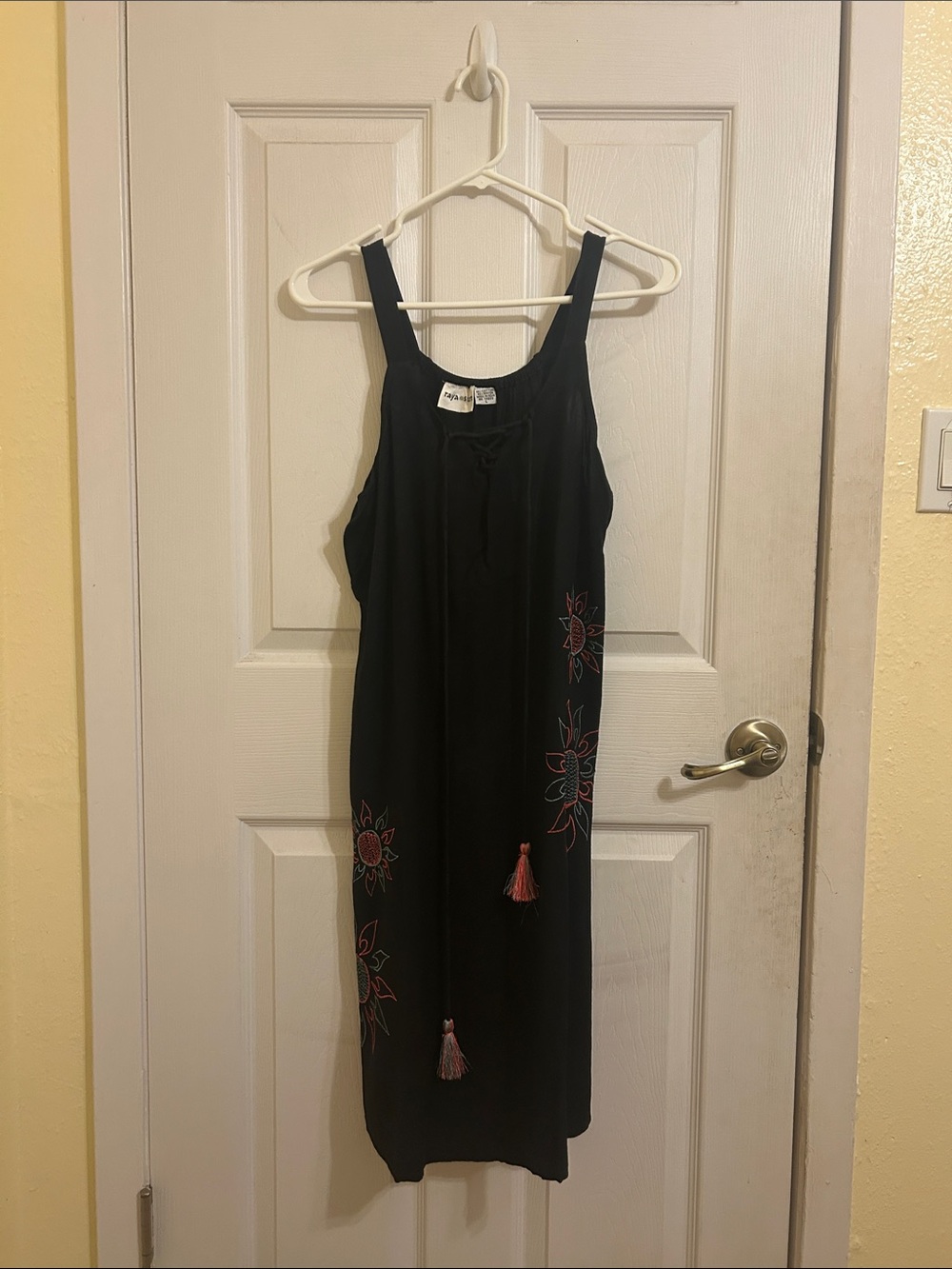 raya sun Black Midi Dress with Pink Embroidery and Tassels